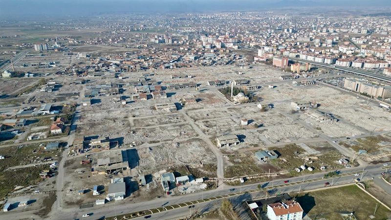 ESKİ SANAYİ SİTESİNDEKİ YAPILARIN YÜZDE 85’İNİN YIKIMI GERÇEKLEŞTİRİLDİ