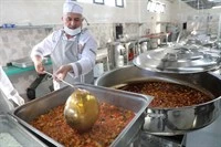 İhtiyaç Sahibi Binlerce Kişiye Sıcak Yemek Ulaştırıldı