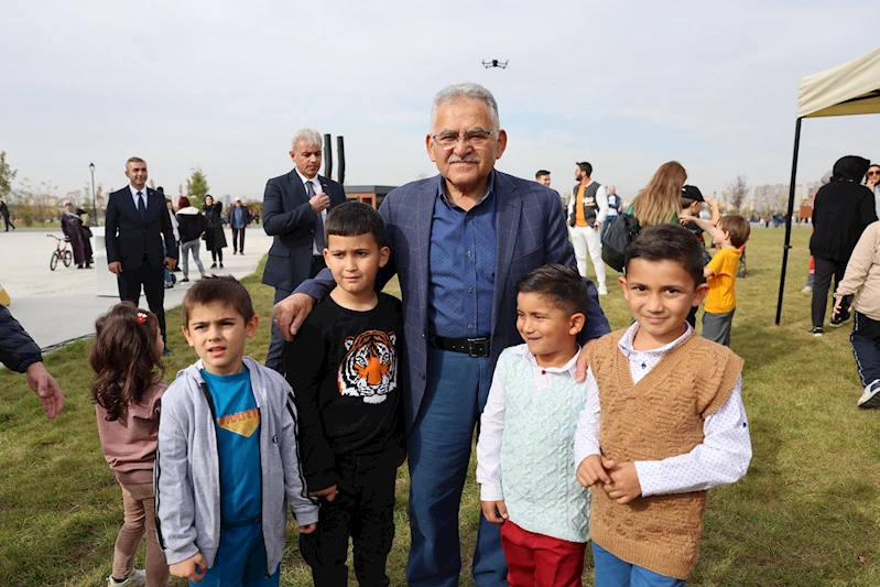 Vatandaşlardan ‘Millet Bahçesi’ Yorumu: “Kayseri’ye Değer Kattı”