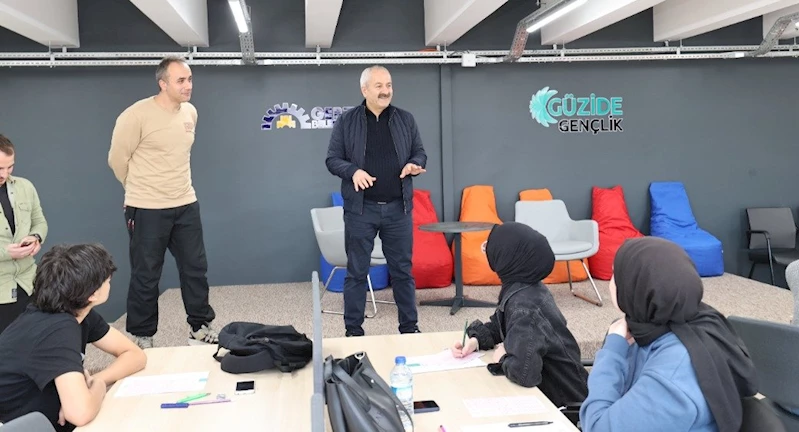 GEBZELİ ÖĞRENCİLERİN GÜZİDE GENÇLİK MERKEZİ VAR