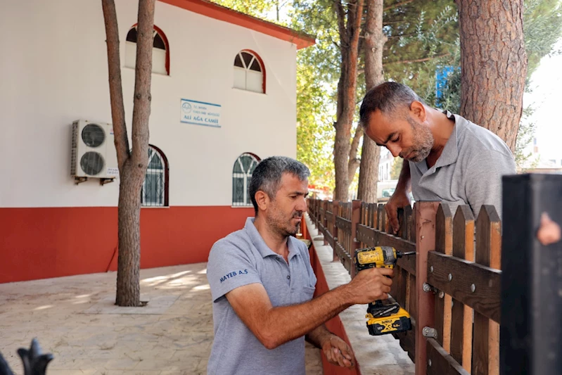 YUNUSEMRE’DEN İBADETHANELERE BAKIM ÇALIŞMASI