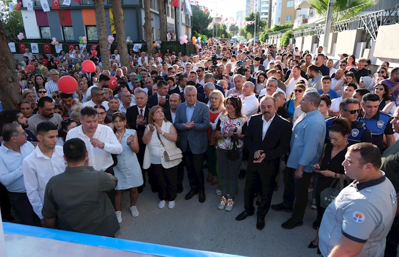 Gökan Zeybek, “Zeydan Karalar’ı klonlayıp, pek çok şehre götürmek gerek.”