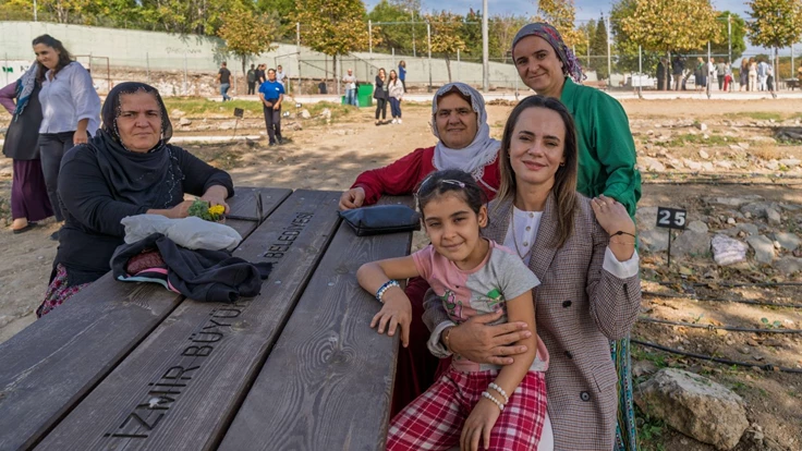 Kadifekaleli kadınlarla dayanışma sofrası