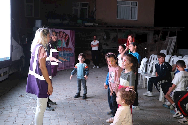 ‘RENKLİ PERDE ÇOCUK SİNEMA GECELERİ’ ETKİNLİĞİ  ÇOCUKLARI EĞLENDİRMEYE DEVAM EDİYOR