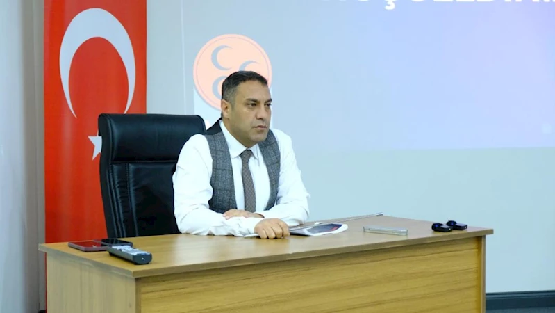 Sorgun Belediye Başkanı Ekinci, sanayi bölgesiyle ilgili projelerini anlattı Sorgun Belediye Başkanı Mustafa Erkut Ekinci, sanayi esnafıyla yaptığı toplantıda projelerini anlattı.