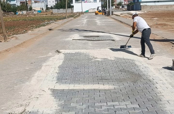 Kızıltepe İlçesinde Yol Çalışmaları Devam Ediyor