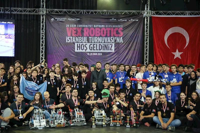 GELECEĞİ KODLAYAN GENÇLER  ‘VEX ROBOTİCS TURNUVASI’NDA BULUŞTU