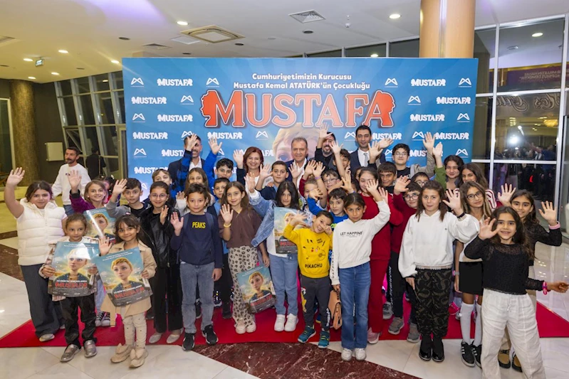 Başkan Seçer ve Meral Seçer ‘Mustafa’ Filminin Galasına Katıldı