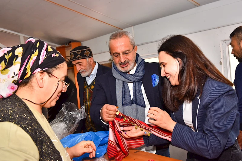 TRABZON’DA EDEBİYAT RÜZGARI SÜRÜYOR