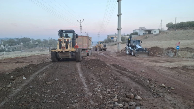 Büyükşehir’den Türkoğlu Orçan Caddesi’nde Çalışma