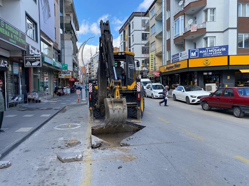 “Mutlu Ve Huzurlu Bir Sorgun İçin Sahadayız” Sorgun Belediye Başkanı Mustafa Erkut Ekinci, şehirde başlatılan değişim ve dönüşüm çalışmalarının hız kesmeden sürdüğünü açıkladı.