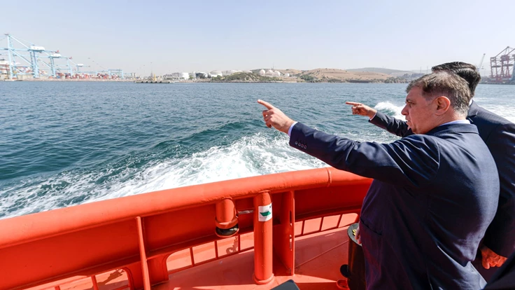 Başkan Tugay Aliağa’da liman bölgesini inceledi