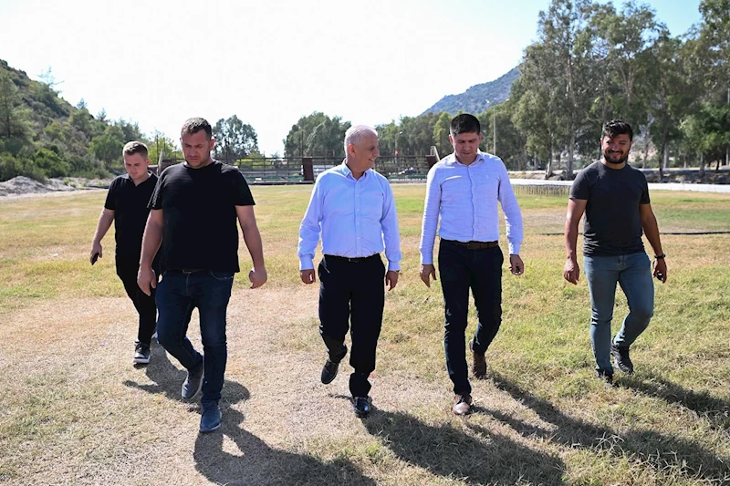 Demre Stadyumu’ndaki Çalışmaları Yerinde İnceledik