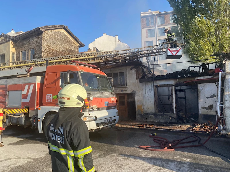 -BOZÜYÜK’TE ÇOLAK İBRAHİM BEY CADDESİ