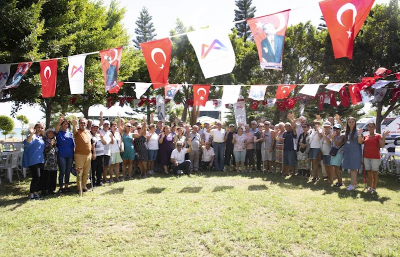 Yaş Almış Vatandaşlar Büyükşehir İle İkinci Baharlarını Yaşıyor