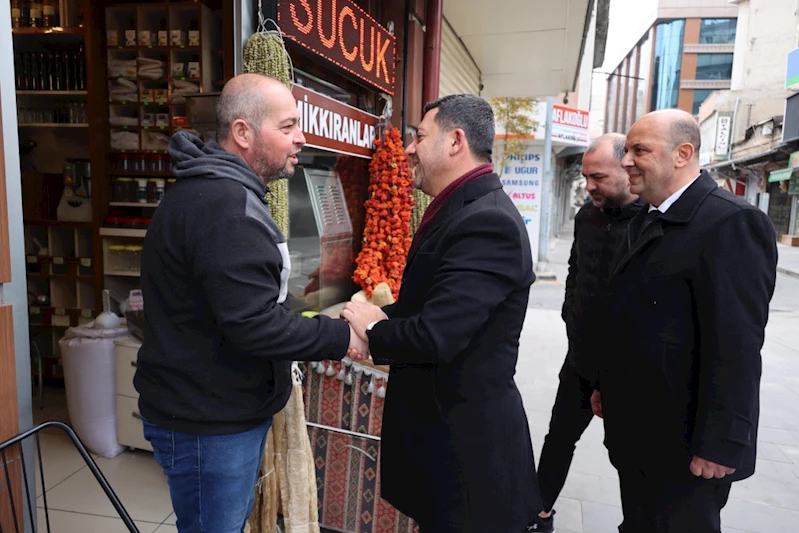 Başkan Arı’dan Pazar Sabahı Esnaf Ziyaretleri