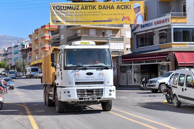 Büyükşehir Ekipleri Mersin’i İlmek İlmek Yeniden Dokuyor