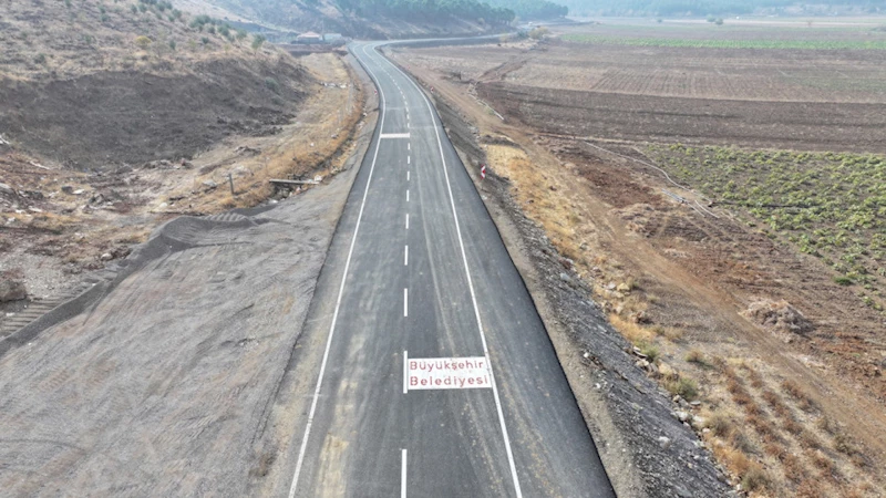 Büyükşehir, Türkoğlu Acil Durum Hastanesi Yolunu Tamamladı