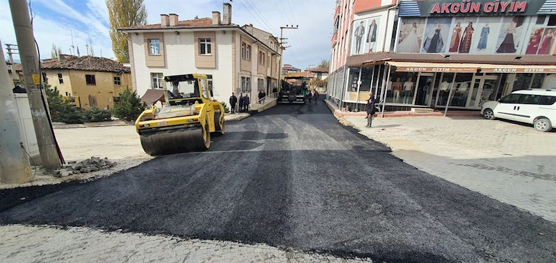 Testici Caddesi Temelli Sıcak Asfalt Serim Çalışmalarımız