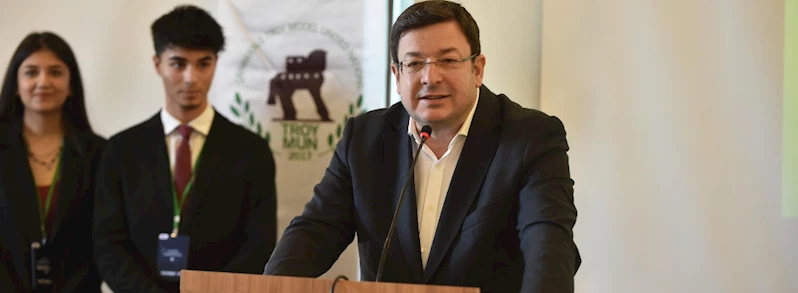 Başkan Erkek, TroyMUN Birleşmiş Milletler Konferansı