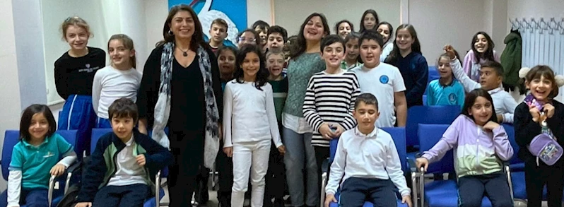 Çocuk Kültür Evi keman sanatçısı Billur Kibritçioğlu