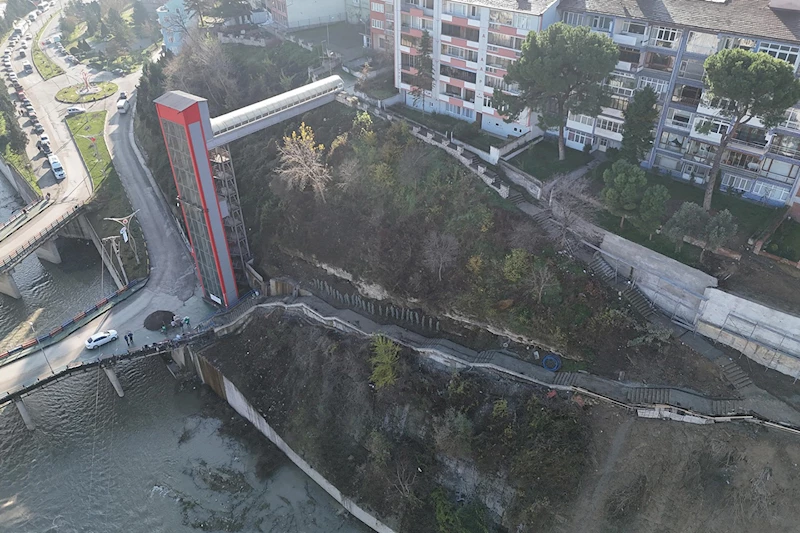 Kayabaşı Merdivenlerini Yenileme Çalışmaları Tüm Hızıyla Sürüyor