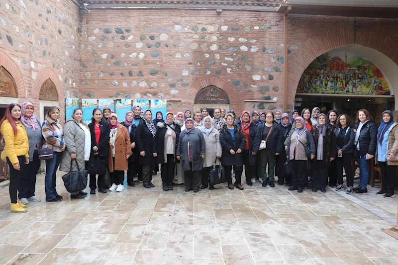 Köprübaşılı Kadınlar Manisa’yı Adım Adım Gezdi
