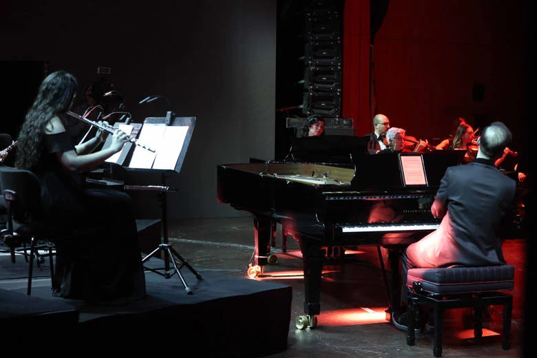 Agora Senfoni Orkestrası, Piyano Festivali’nde Sokak Hayvanları İçin Sahne Aldı