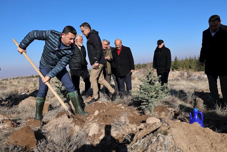 Nevşehir’de Yeni Doğan ve Ölen Kişiler İçin Fidan Dikildi