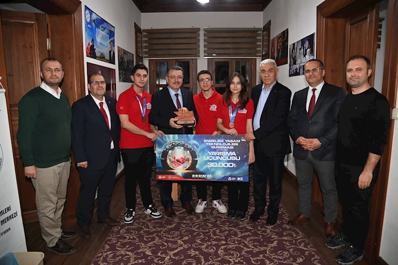 BAŞKAN GENÇ’TEN TEKNOFEST ŞAMPİYONLARINA TEBRİK