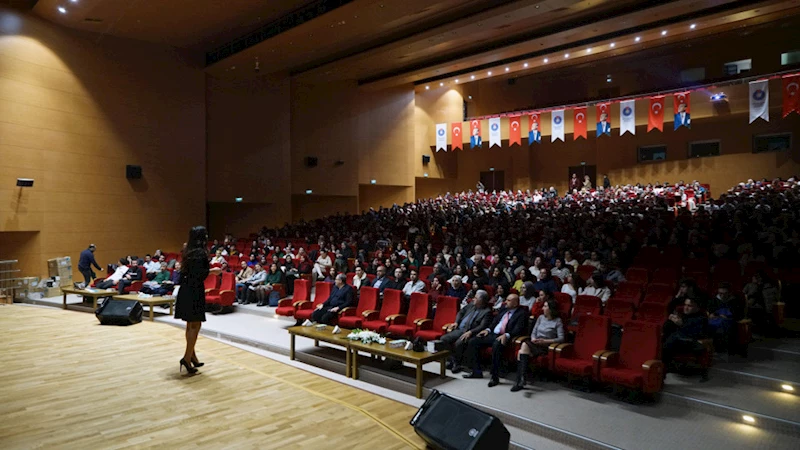 Dilek Livaneli, Genç Öğretmen Adaylarına İlham Oldu