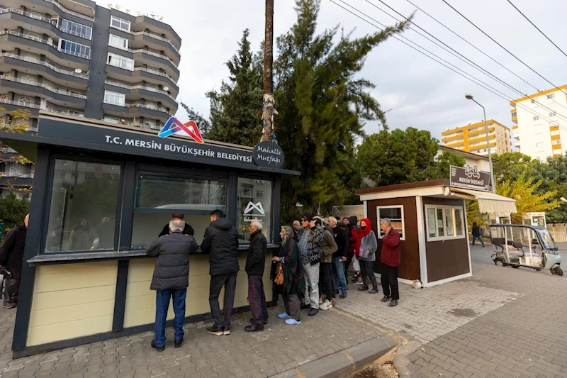 Geçim Sıkıntısına Karşı Dayanışma Sofrası: Mahalle Mutfakları