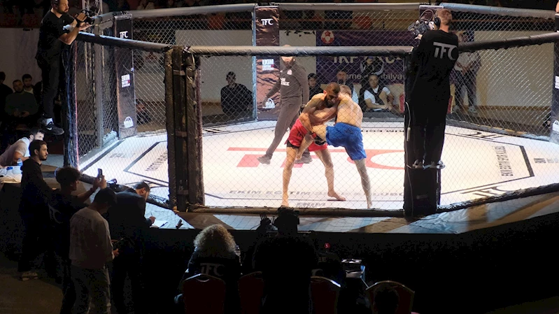 Kemer’de TFC MMA Karışık Dövüş Sanatları Turnuvası düzenlendi