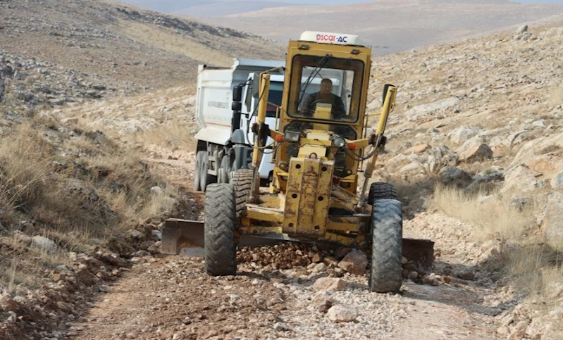 Büyükşehir’den Haliliye Ve Viranşehir Kırsalında Yol Çalışmaları