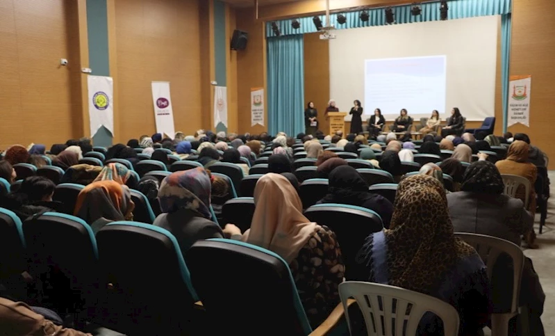 Büyükşehir Belediyesinden 16 Günlük Aktivizim Farkındalık Eğitimi