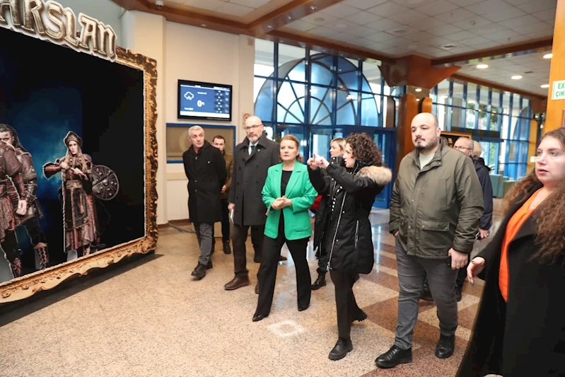 LEYLA HANIM İÇİN BÜYÜK GÜNE HAZIR MISINIZ?