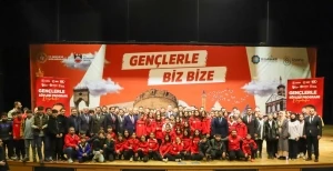 Gençlik ve Spor Bakan Yardımcısı Enes Eminoğlu ‘Uyanış Gençlik’ ile buluştu