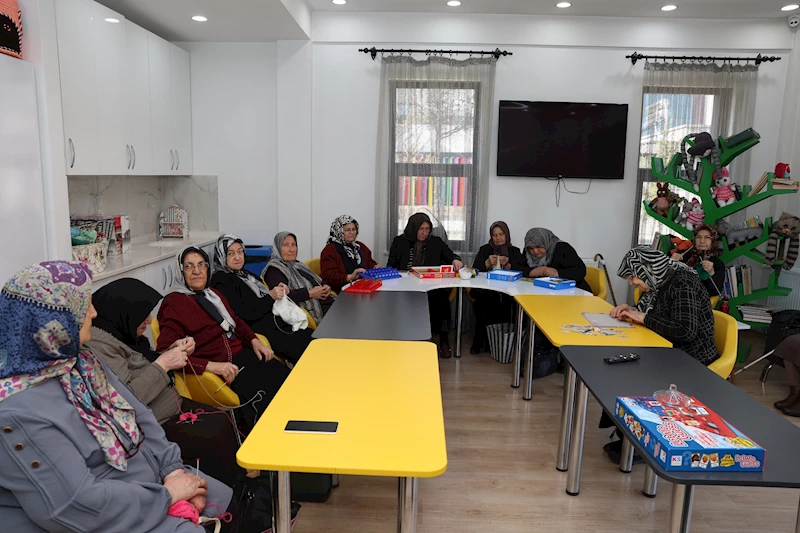 Kayseri’nin Mücevher Tesisi, Yaşlı Yaşam ve Dayanışma Merkezi’nde Ulu Çınarlar Çok Mutlu