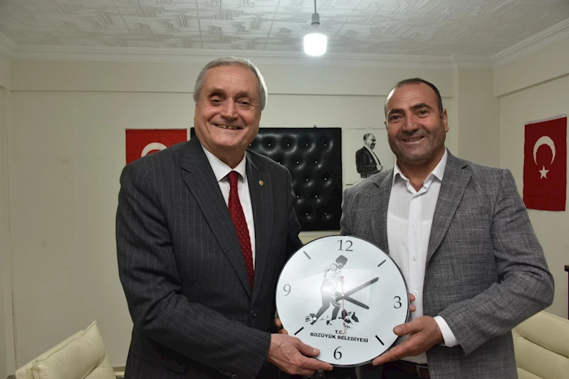 -BOZÜYÜK DOĞU VE GÜNEYDOĞU ANADOLU SOSYAL YARDIMLAŞMA DERNEĞİ TÖRENLE HİZMETE GİRDİ
