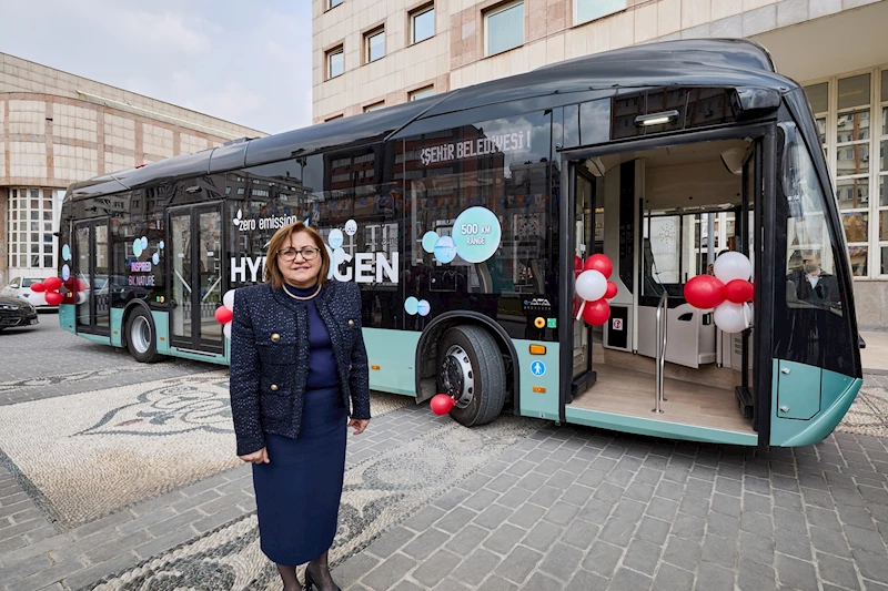 TÜRKİYE’NİN İLK HİDROJENLİ OTOBÜSÜ GAZİANTEP YOLLARINDA!