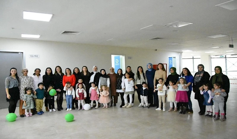 KADIN ÇALIŞMALARI ATÖLYESİ İLE ÇOCUK ETKİNLİKLERİ GRUBU KATILIMCILARI İÇİN BELGE TÖRENİ DÜZENLENDİ