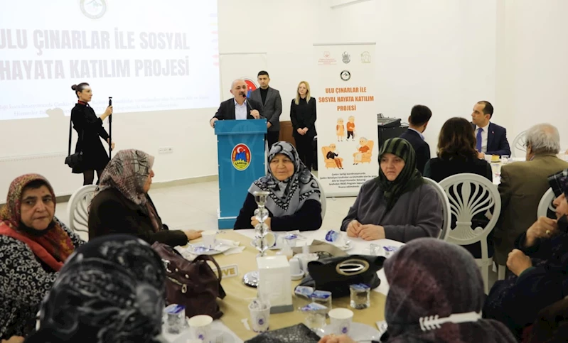 Çankırı’da Ulu Çınarlar Sosyal Hayata Bir Tık ile Yakınlaşacak
