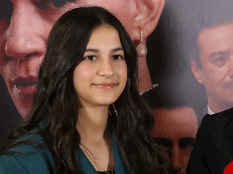 LEYLA ATAKAN’IN GENÇLİĞİNİ OYNAYAN CEYLİN SEYMEN: FİLMİMİZ ÇOK GÜZEL OLMUŞ