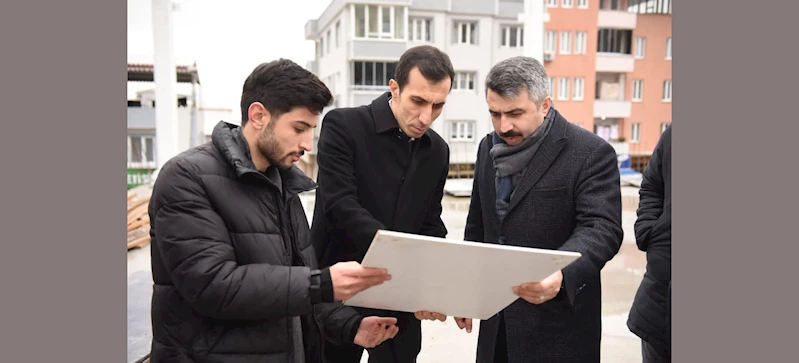 YILDIRIM BELEDİYE BAŞKANI OKTAY YILMAZ, YAPIMI DEVAM EDEN VE MART AYI İÇERİSİNDE TAMAMLANARAK HİZMETE AÇILMASI PLANLANAN BAĞLARALTI PAZAR YERİ’NDE İNCELEMELERDE BULUNDU.
