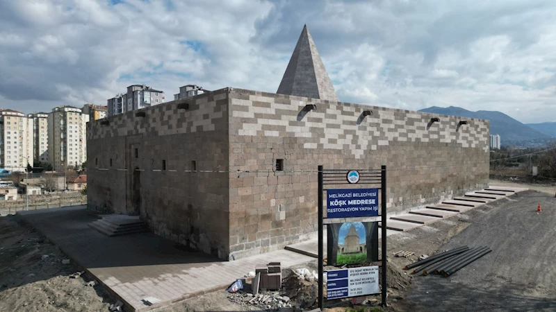 BAŞKAN PALANCIOĞLU, MELİKGAZİ OLARAK KÜLTÜR VARLIKLARIMIZI GELECEK KUŞAKLARA AKTARIYORUZ