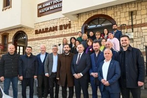 BAŞKAN TUTUK SOYDAŞLARIN YANINDA