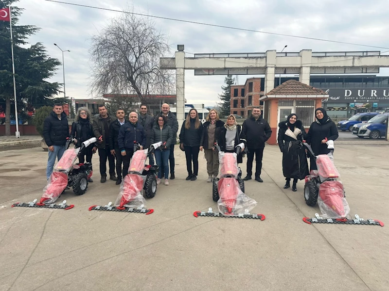 Büyükşehir’in desteği ile çiftçilerin işi kolaylaşıyor