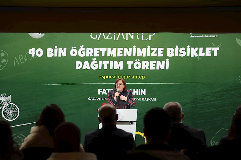 BÜYÜKŞEHİR, YAVUZELİ VE ARABAN’DAKİ ÖĞRETMENLERE BİSİKLET DAĞITTI