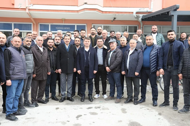 BAŞKAN DİNÇER SERVİSÇİLER DERNEĞİ İLE BİR ARAYA GELDİ
