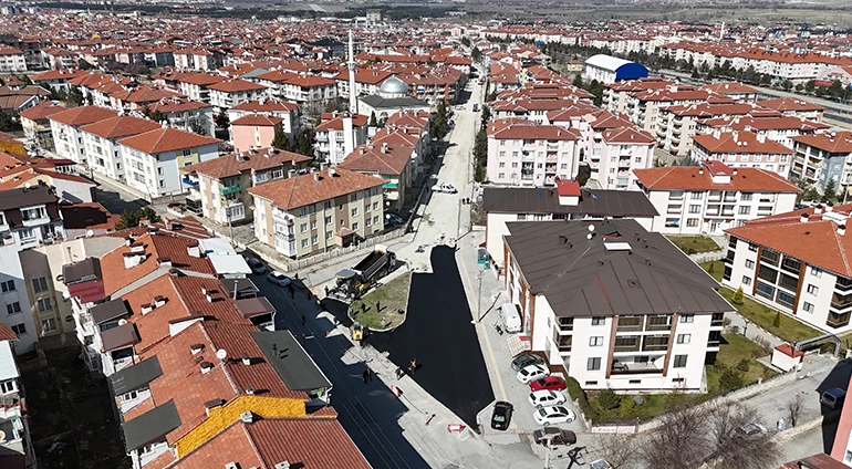 MESCİD-İ AKSA CADDESİ ASFALTLANIYOR